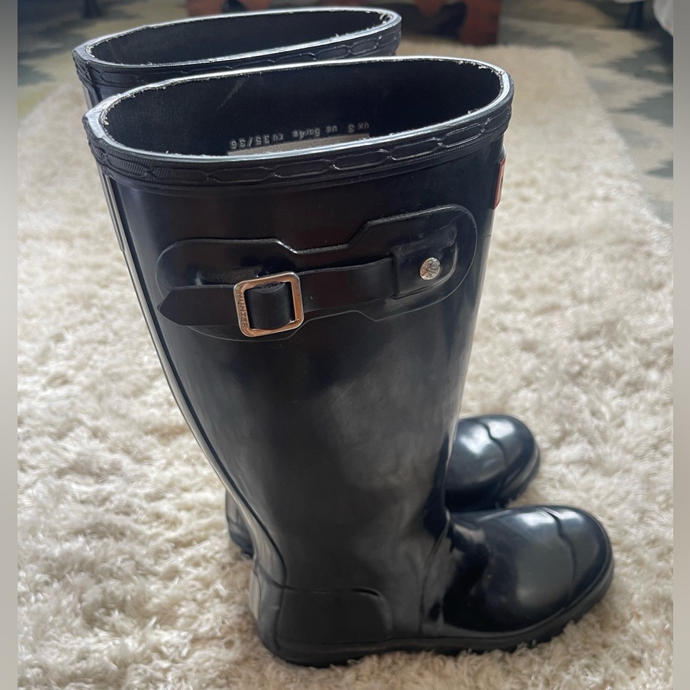Hunter Big Kids Original Gloss Rain Boots
Girls 4 / Boys 5